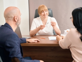 Natürliche IVF vs. klassische IVF – Welche Methode passt zu mir?