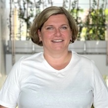 Dr. Alena Wasiková Dr. Alena Wasiková